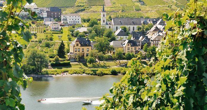 Hotel für 2 Personen, mit Garten in Reil
