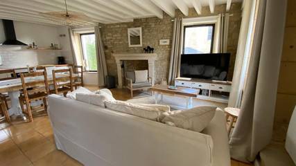 Gîte pour 5 personnes, avec jacuzzi et jardin à Juaye-Mondaye