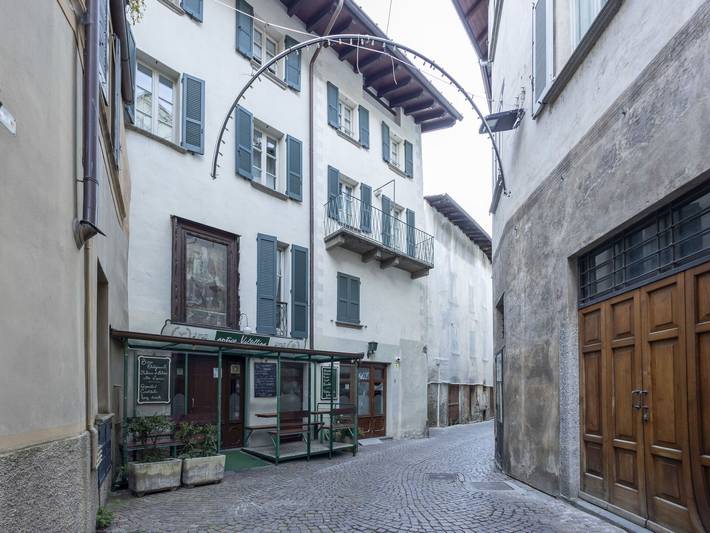 Appartamento intero, Vicolo Ninguarda - Vicolo Ninguarda 629.1 in Morbegno (Borgo), Morbegno