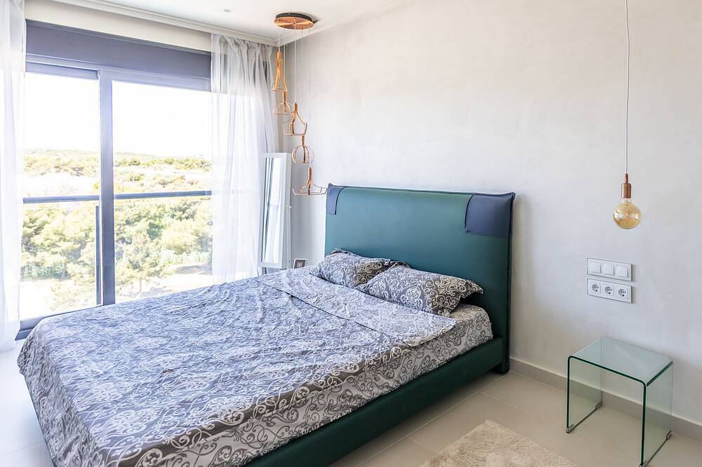 Villa with private swimming pool close to the sea in Dehesa de Campoamor, Orihuela