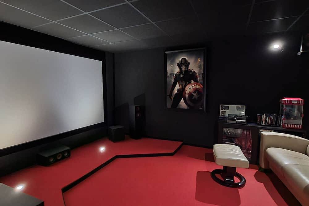 Familien-Suite mit Wellness-Angeboten und Heimkino in der ländlichen Lorraine in Commercy und Umgebung