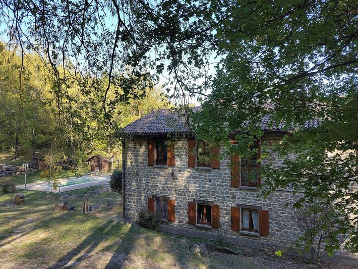 Villa vacacional exclusiva con piscina privada entre Marche y Umbría. in Apecchio, Valle del Metauro