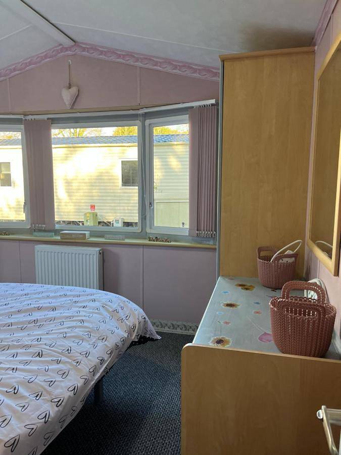 Lower Hyde Caravan in Shanklin, Isle of Wight