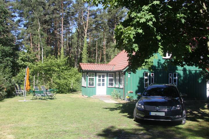 Ferienhaus für 4 Personen, mit Terrasse und Garten sowie Sauna in Wieck am Darß