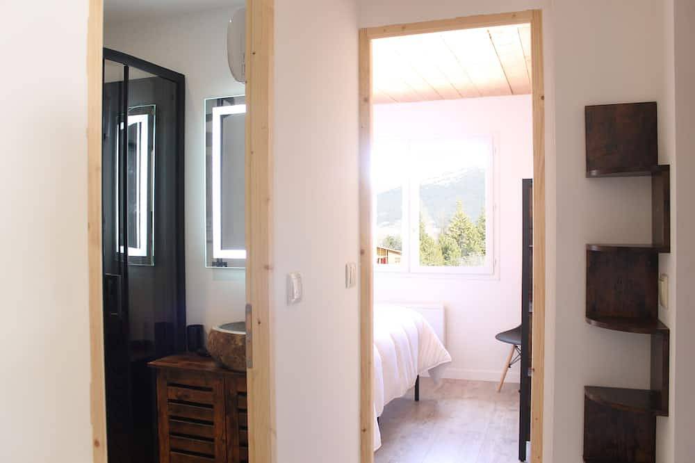 Entire apartment, Apartment La Chouette in Formiguères, Parc naturel régional des Pyrénées catalanes