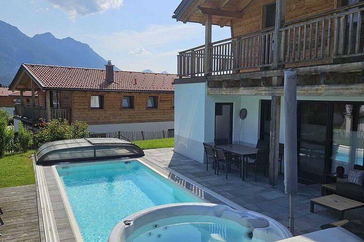 Chalet Gamsknogel met privézwembad en whirlpool in Inzell, Beierse Alpen