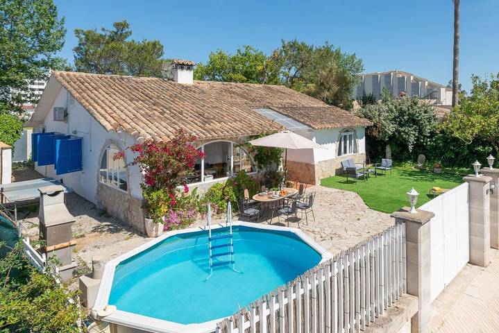 Vakantiehuis voor 6 personen, met Balkon/Terras en Zwembad in Port d'Alcúdia