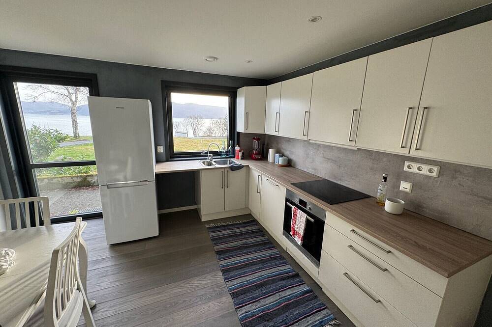 Ganze Wohnung, Cozy 1-bedroom apartment in delightful Vestland with Wifi in Selje