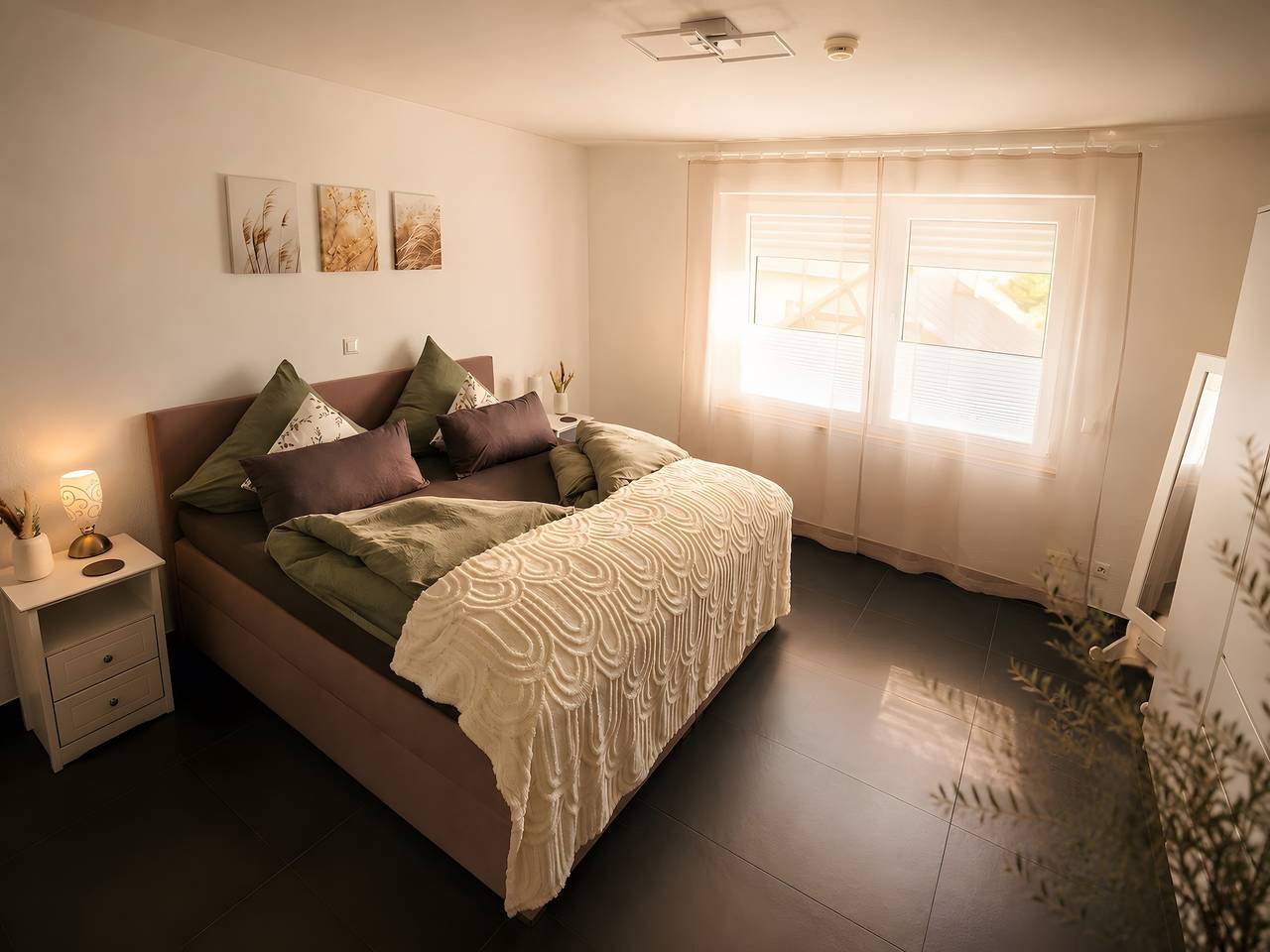 Appartement entier, Fewo Elya – Paradis de jardin près d’événements, outlet et spa in Iversheim, Bad Münstereifel