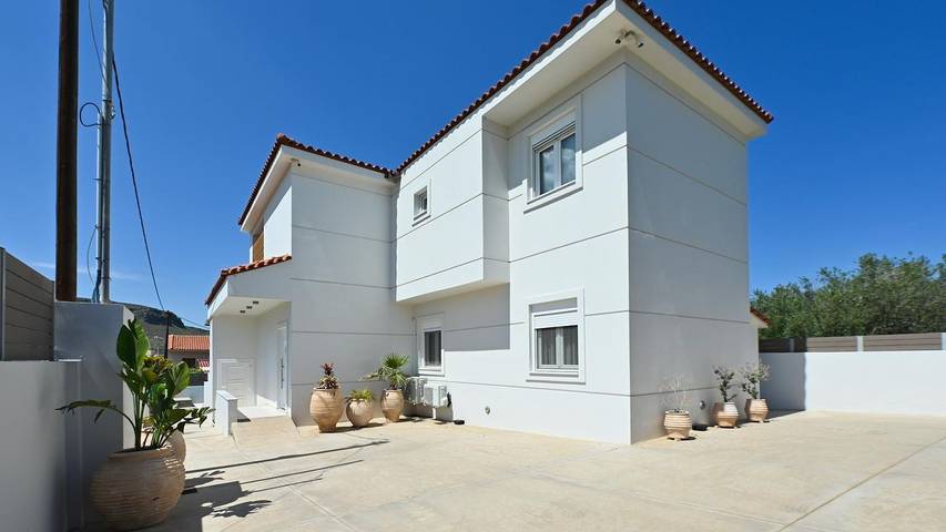 Ferienhaus für 7 Personen, mit Garten und Terrasse sowie Sauna und Pool in Bali (Kreta)