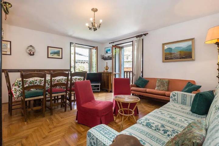 Ferienwohnung für 11 Personen, mit Garten und Ausblick - 1