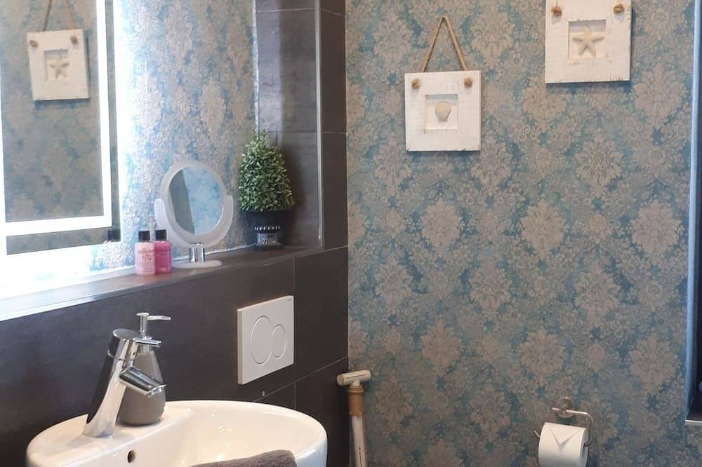 Ganze Wohnung, Ferienwohnung Seeblick in Edewecht, Ammerland