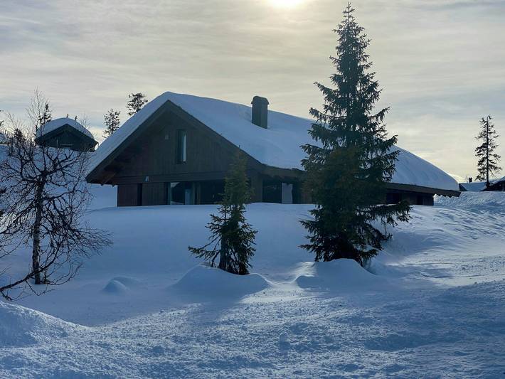Architektenteknische Hütte mit Whirlpool bei Skeikampen in Skeikampen, Gausdal