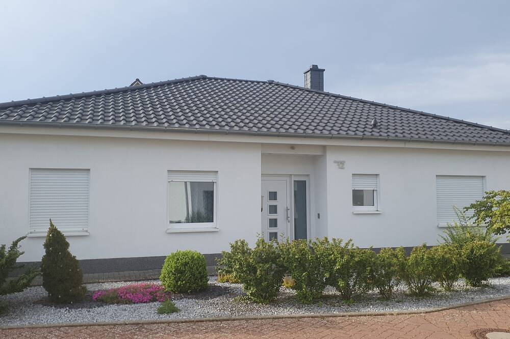 Schöner Bungalow für die ganze Familie auch mit Haustieren in ruhiger Lage in Wolfsburgo, Región de Brunswick