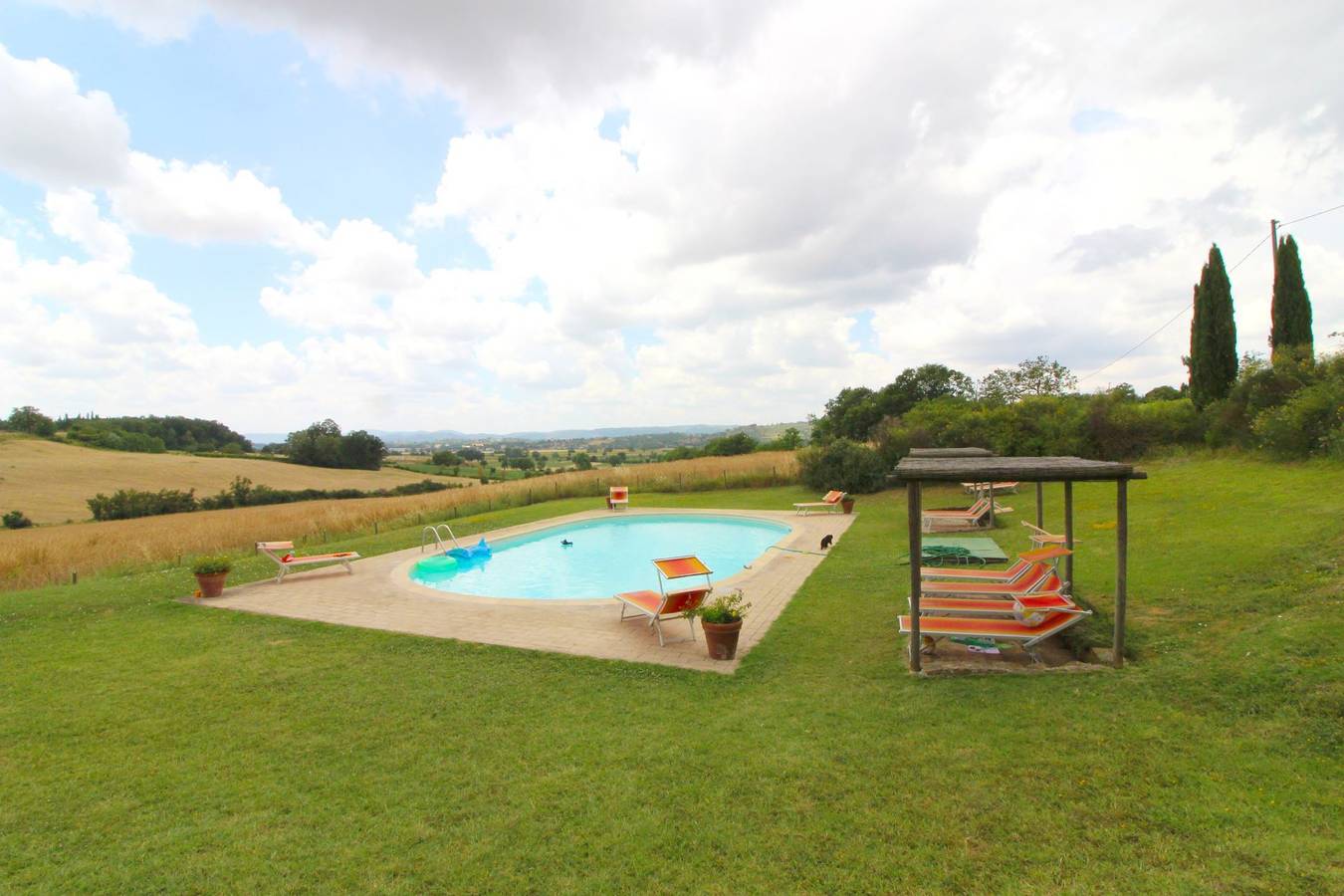 Appartement de vacances entier, Appartement de vacances pour 8 personnes avec jardin in Foiano della Chiana, Province d'Arezzo