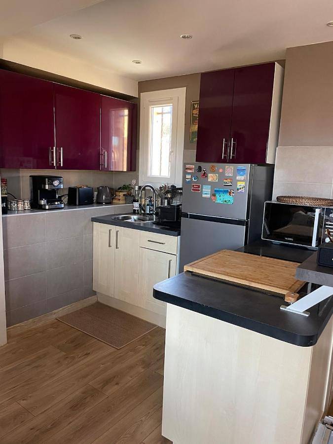 Gîte pour 4 personnes, avec piscine et terrasse ainsi que jardin et vue dans Plage Du Rayolet - 4