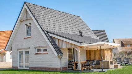 Ferienhaus mit Meerblick für 6 Personen, mit Terrasse und Pool, mit Haustier in Zeeland