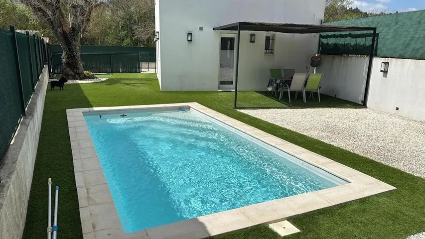 Chalet para 6 personas, con piscina y jardín - 1