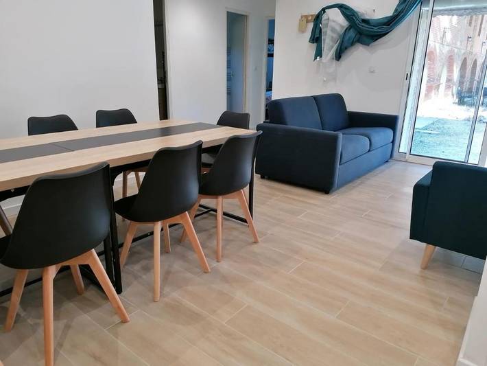 Location de vacances pour 10 personnes, avec terrasse et jardin à La Crau - 4