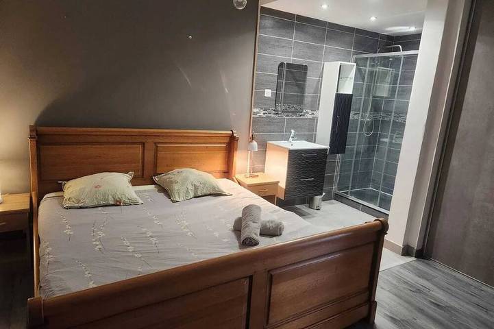 Location de vacances pour 10 personnes, avec jardin, animaux acceptés à Arenthon - 2