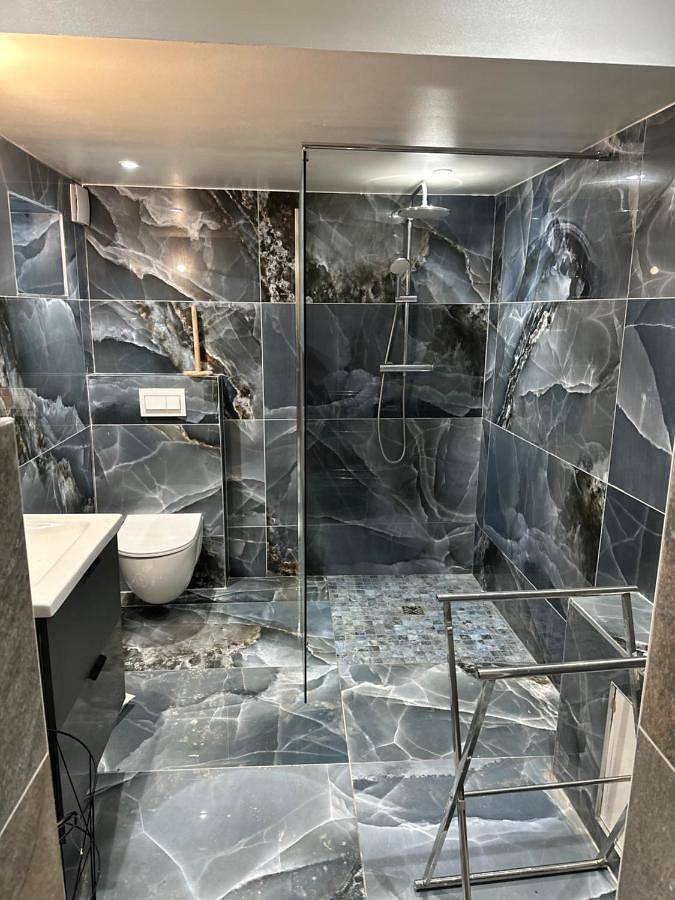 Gîte pour 4 personnes, avec jacuzzi et balcon à Livry-Gargan - 4