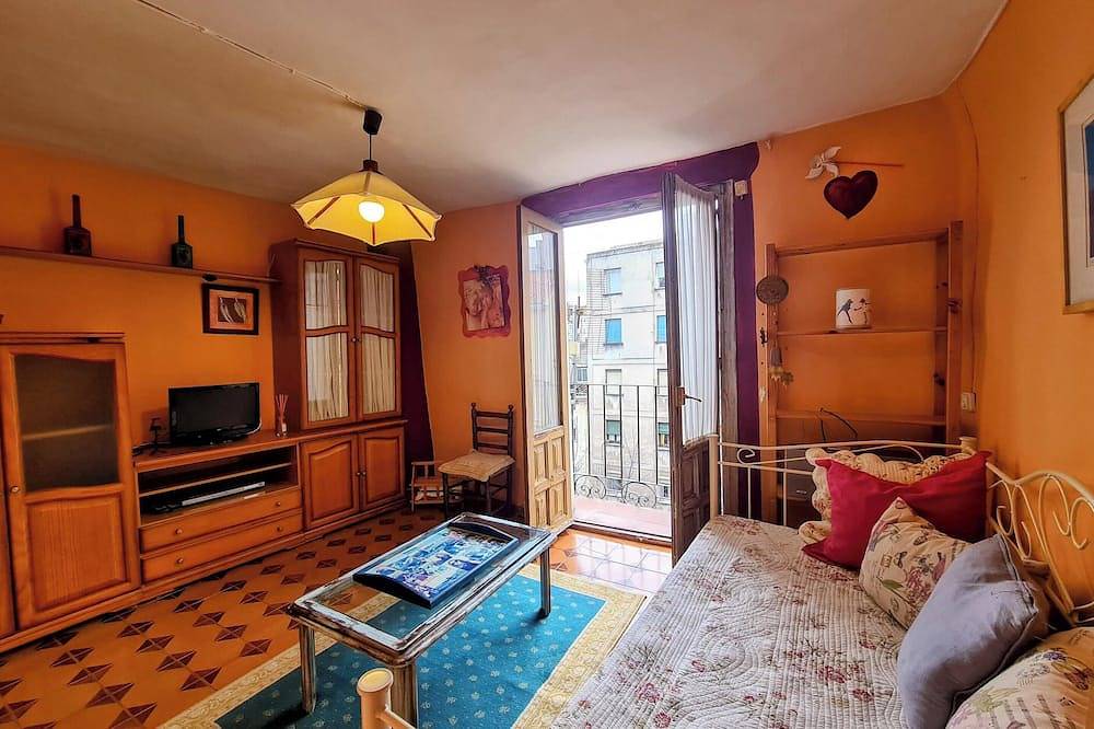Entire apartment, Homerez - Apt Cuenca with parking in Cuenca, Cuenca Province