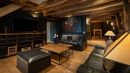 Location de vacances pour 9 personnes, avec terrasse ainsi que sauna et jardin à Gedinne