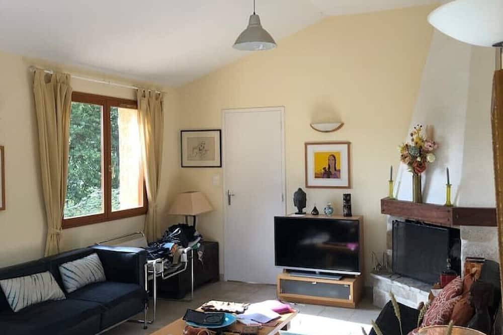 6 Person Villa With own Pool in Languedoc France in Lodève, Lodève und Umgebung