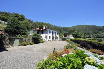 Location de vacances pour 8 personnes, avec jardin et balcon dans Moreira do Lima