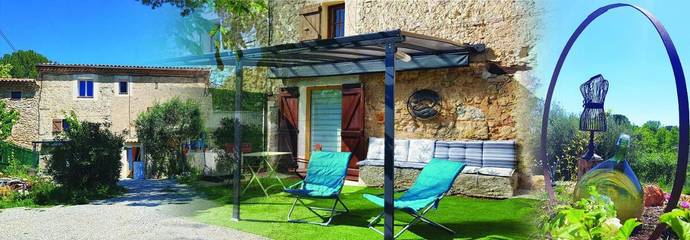 Chambre d’hôte pour 2 personnes, avec terrasse et vue ainsi que jardin et piscine à Draguignan