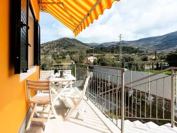 Gîte pour 4 personnes, avec balcon à Villanova d'Albenga