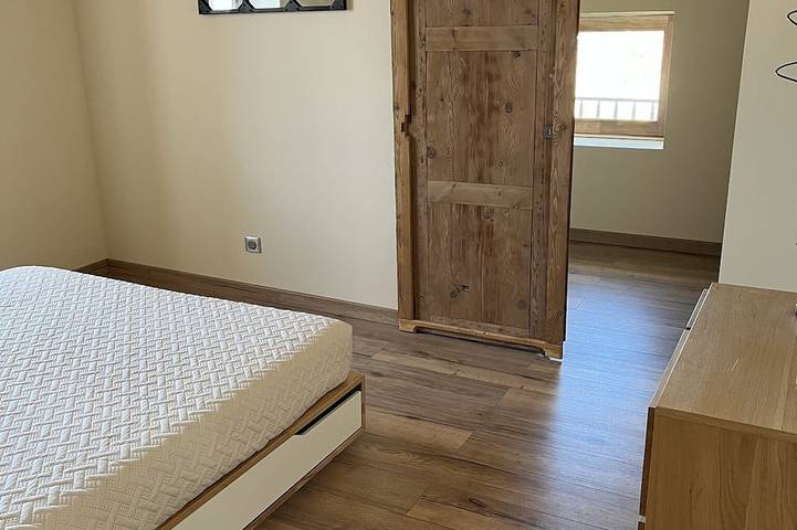 Location de vacances pour 12 personnes, avec terrasse et jardin à Quarante - 4