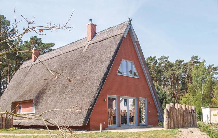 Ferienhaus für 4 Personen, mit Terrasse und Garten sowie Sauna in Loddin