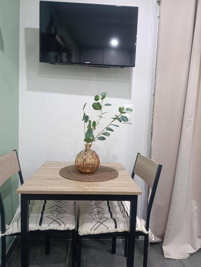 Gîte pour 2 personnes, avec Terrasse à Boulazac - 4