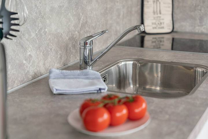 Hausboot für 2 Personen, mit Seeblick und Terrasse in Brandenburg - 3