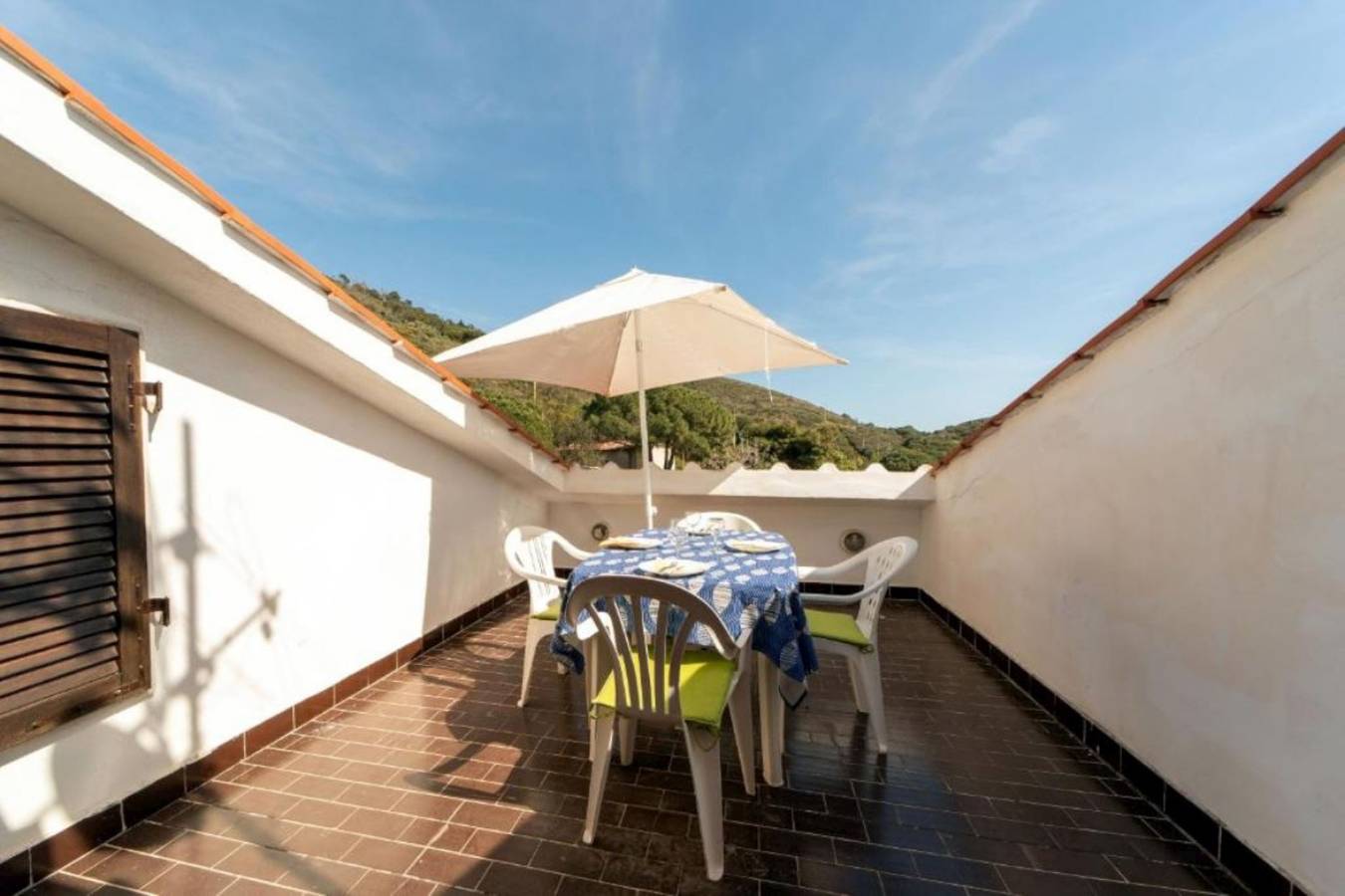 Geheel vakantieappartement, Vakantieappartement voor 4 personen met tuin in Innamorata, Elba