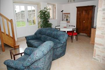 Gîte pour 2 Personnes dans Prissé, Région de Mâcon, Photo 4