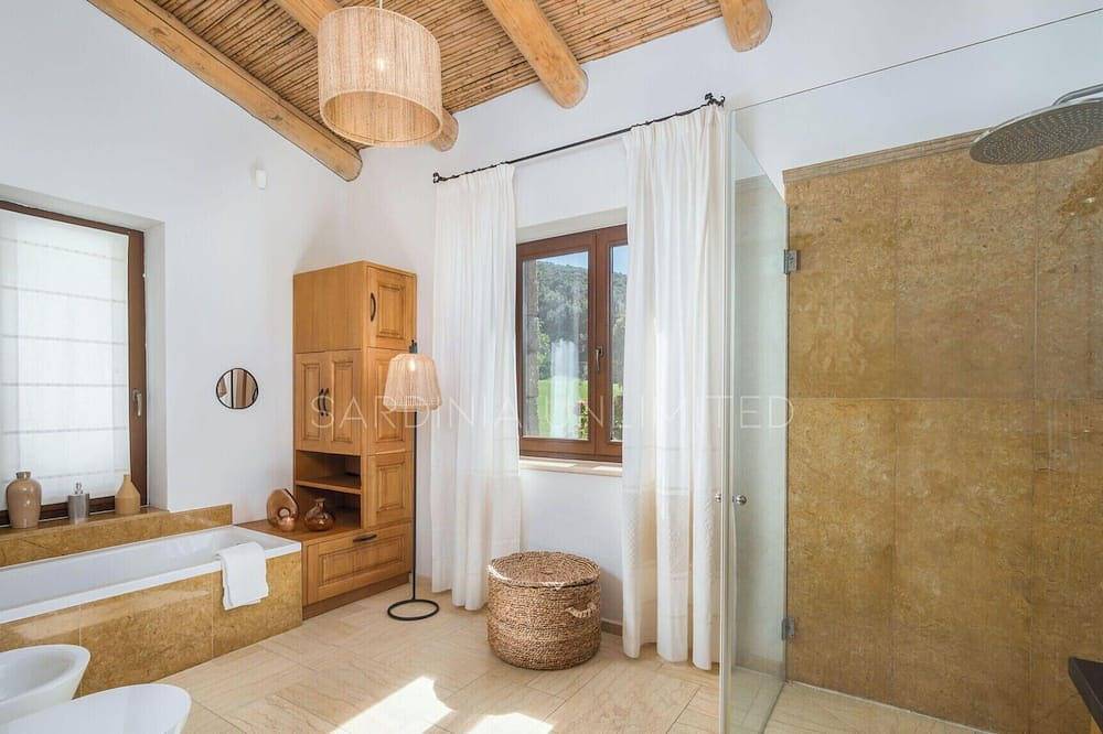 Villa in Arzachena mit 4 Schlafzimmern 8 Schlafplätzen in Luogosanto, Gallura