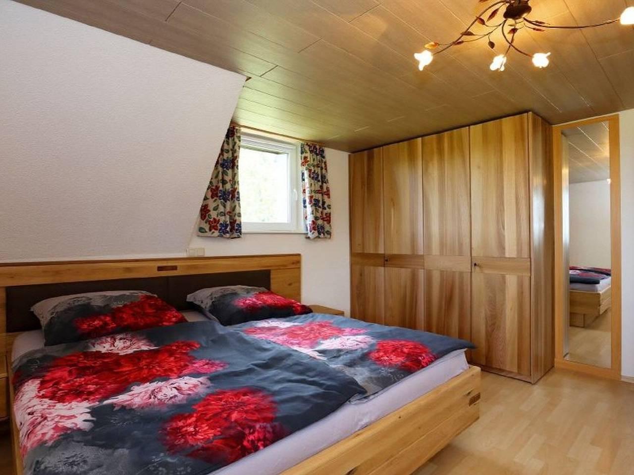 Ganze Wohnung, Apartment 'Beim Falkner, 60qm' mit Bergblick, Balkon und Wlan in Königsfeld im Schwarzwald, Mittlerer Schwarzwald