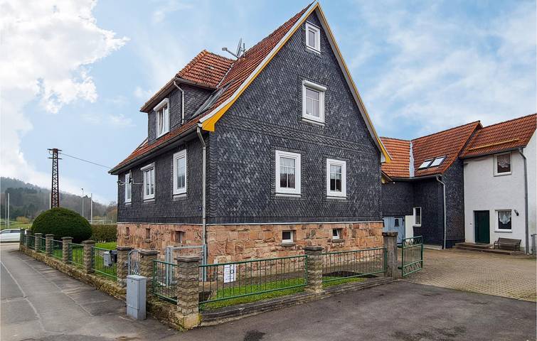 Ferienwohnung für 4 Personen, mit Terrasse in Suhl