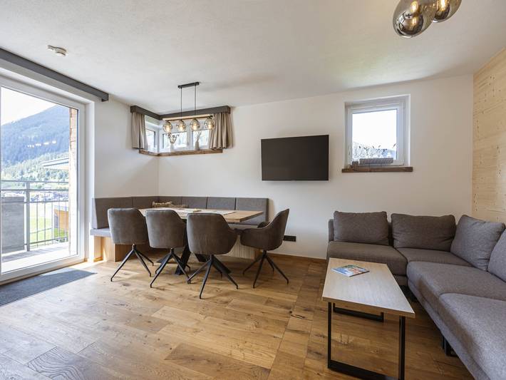 Ferienwohnung für 7 Personen, mit Balkon und Whirlpool sowie Sauna in Lermoos - 2