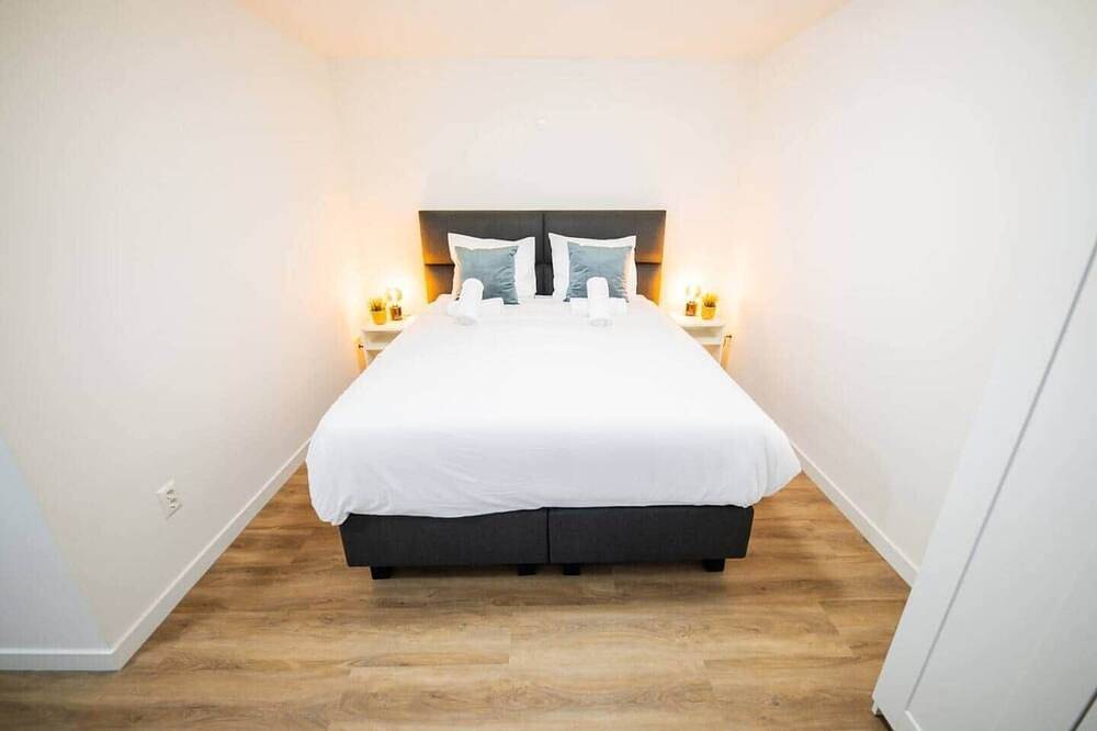 Geheel appartement, Friendly 50m² Apartment with Terrace (We-39-A) in Tiel, Betuwe