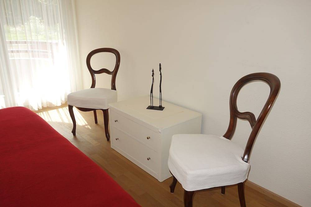 Ganze Wohnung, Geräumige, gemütliche Wohnung in einer ruhigen Gegend nahe dem Zentrum in Basel, Aargau-Basel