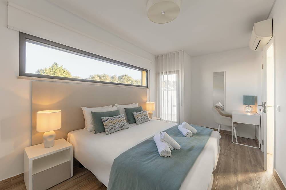 Silver Coast Haven - Private Pool & Terrace in Caldas da Rainha, Leiria District
