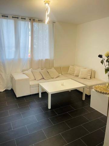 Gîte pour 5 personnes, avec balcon et vue à La Mulatière