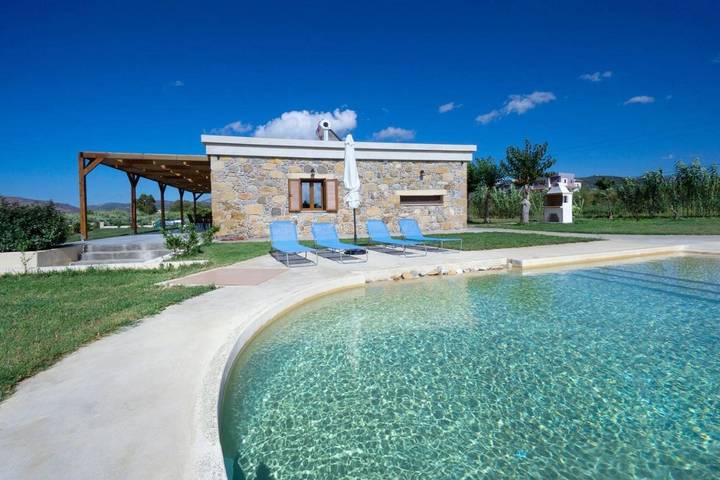 Ferienhaus für 7 Personen, mit Whirlpool und Garten sowie Pool und Kinderpool in Kissamos Gemeinde