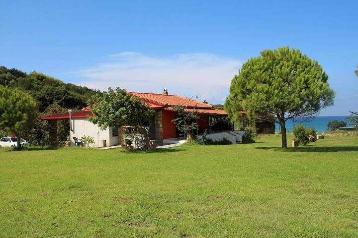 Location de vacances pour 6 personnes, avec jardin et terrasse dans Grèce-Occidentale - 3