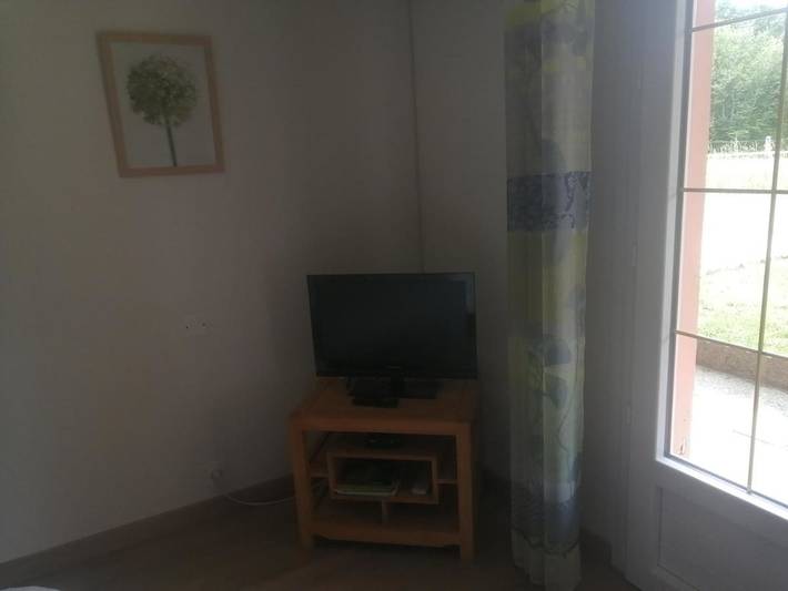 Gîte pour 2 personnes, avec terrasse et jardin, animaux acceptés à Égletons - 4