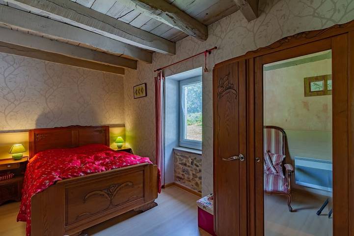 Gîte pour 8 personnes, avec jardin à Lagraulière - 4