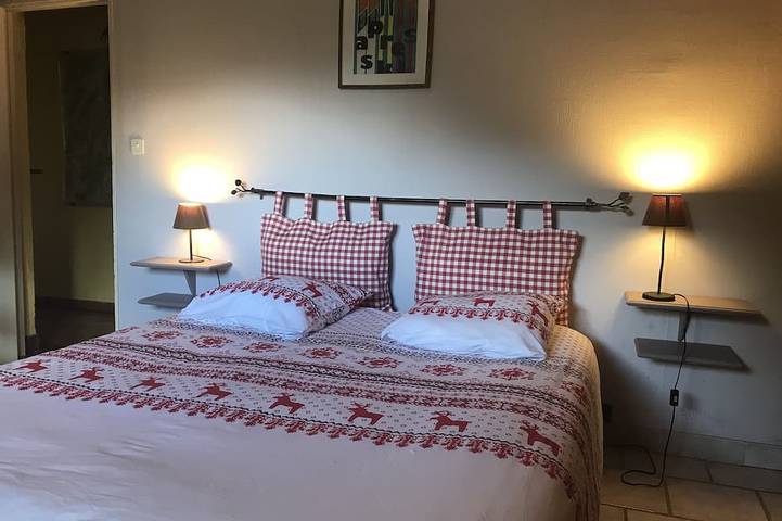 Gîte pour 6 personnes, avec jardin et terrasse à Aillon-le-Jeune - 3